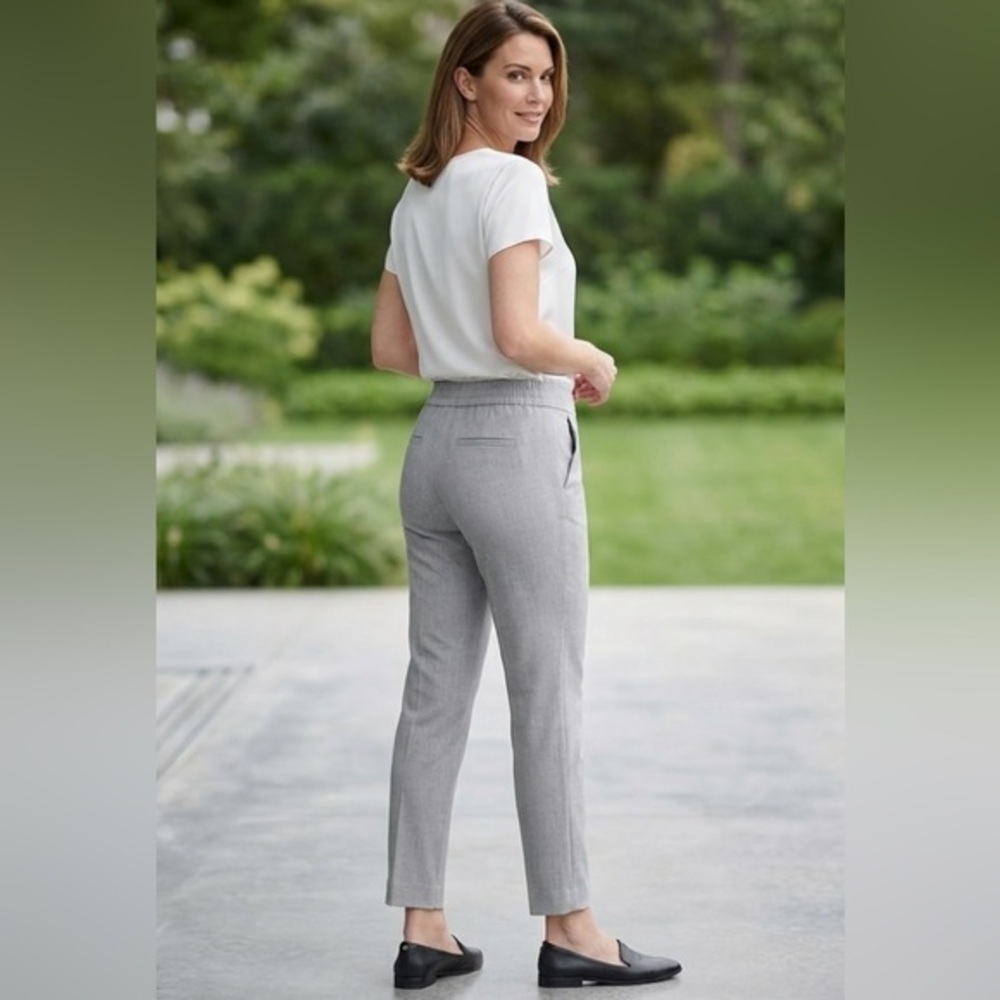 Hilary Radley Women's Elastic Waist Pull On Pants NWT